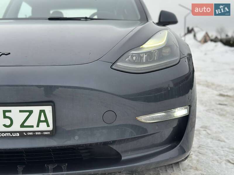 Седан Tesla Model 3 2022 в Луцьку фото 7 Седан Tesla Model 3 2022 в Луцьку