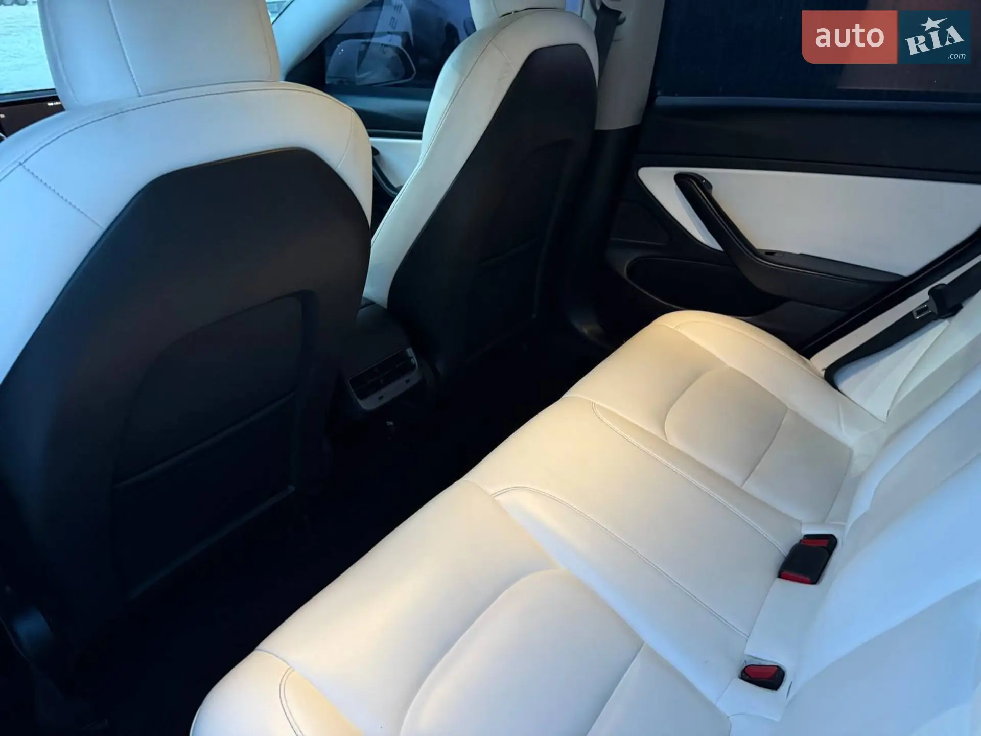 2019 Tesla Model 3 - мініатюра 20