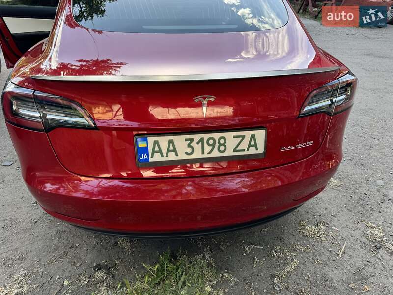 Седан Tesla Model 3 2019 в Днепре