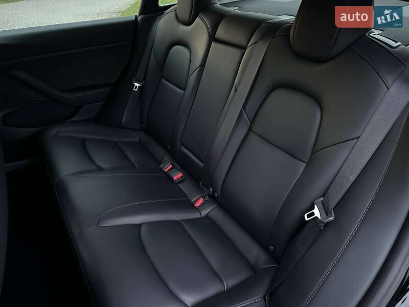 Седан Tesla Model 3 2022 в Львове фото 15 Седан Tesla Model 3 2022 в Львове