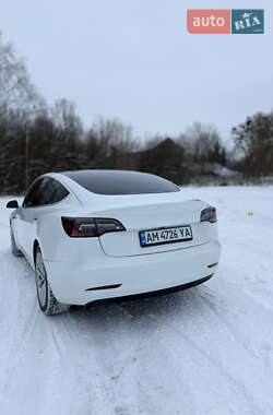 Седан Tesla Model 3 2019 в Звягеле