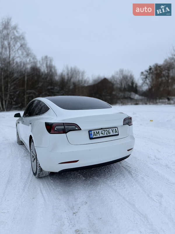 Седан Tesla Model 3 2019 в Звягелі фото 16 Седан Tesla Model 3 2019 в Звягелі
