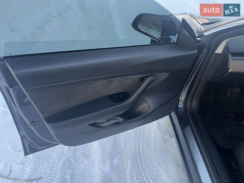 Седан Tesla Model 3 2020 в Радомышле фото 25 Седан Tesla Model 3 2020 в Радомышле