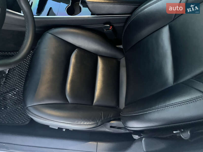 Седан Tesla Model 3 2020 в Радомышле фото 27 Седан Tesla Model 3 2020 в Радомышле