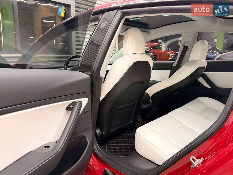 Седан Tesla Model 3 2019 в Києві фото 16 Седан Tesla Model 3 2019 в Києві