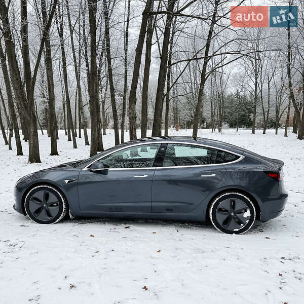 Седан Tesla Model 3 2019 в Харькове
