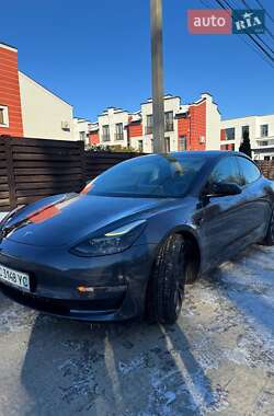 Седан Tesla Model 3 2021 в Львове