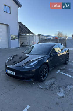 Седан Tesla Model 3 2019 в Ківерцях
