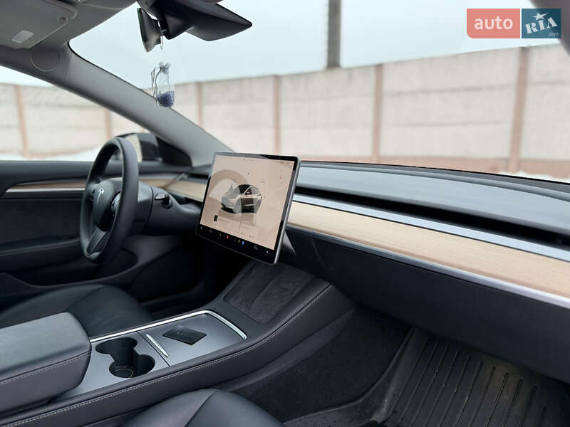 Седан Tesla Model 3 2023 в Стрые фото 23 Седан Tesla Model 3 2023 в Стрые