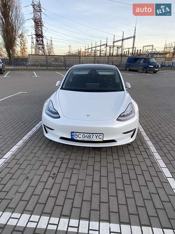 2020 Tesla Model 3, VIN 5YJ3E1EB0LF665744:plate — фото 1 (autoria)