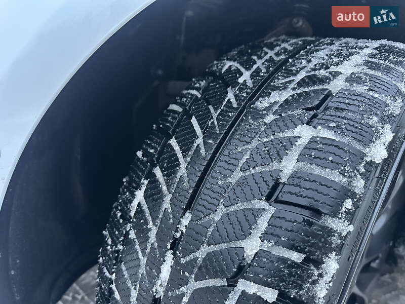 Седан Tesla Model 3 2021 в Чернигове фото 19 Седан Tesla Model 3 2021 в Чернигове