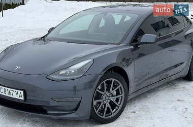 Седан Tesla Model 3 2021 в Луцке