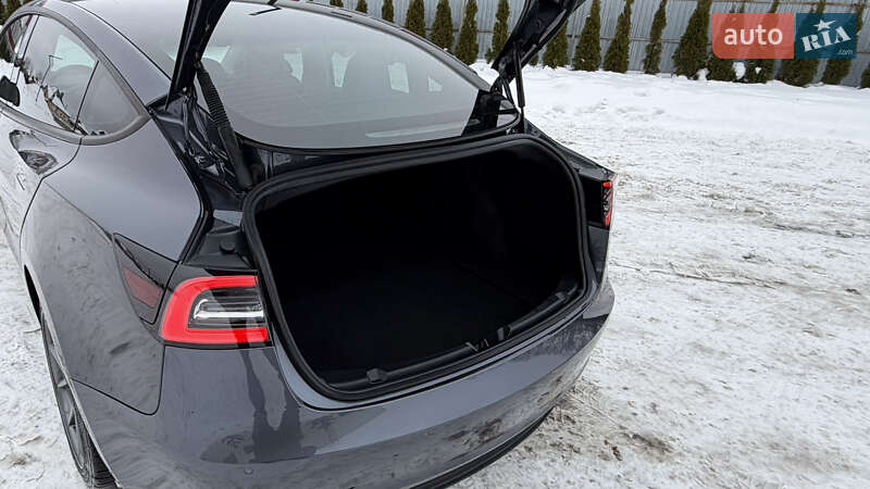 Седан Tesla Model 3 2021 в Луцке фото 29 Седан Tesla Model 3 2021 в Луцке