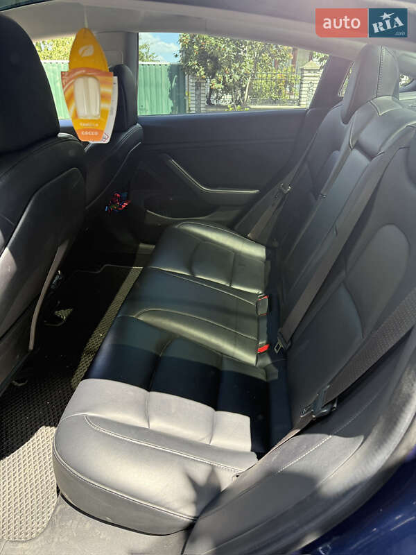 Седан Tesla Model 3 2018 в Одессе