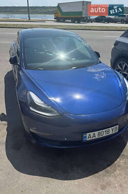 Седан Tesla Model 3 2022 в Запорожье