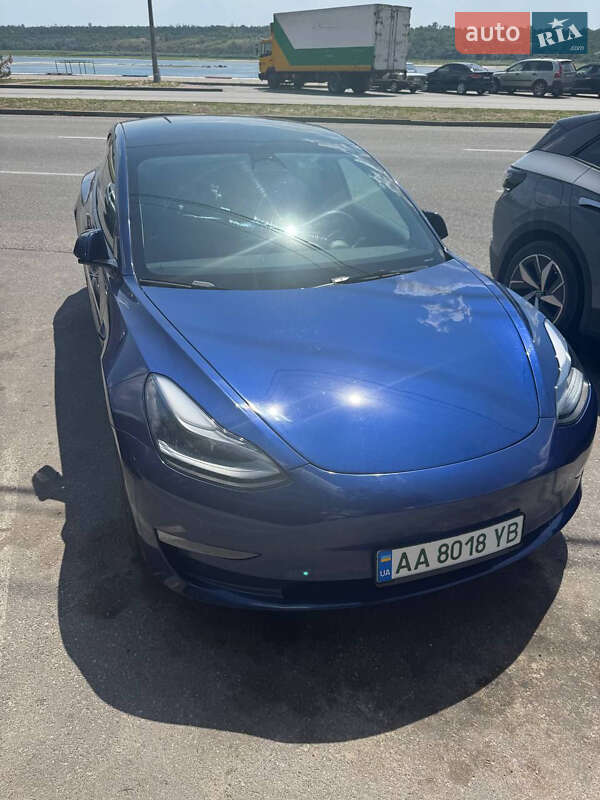 Седан Tesla Model 3 2022 в Запорожье