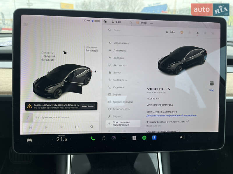Седан Tesla Model 3 2018 в Львове
