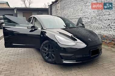 Седан Tesla Model 3 2020 в Харькове