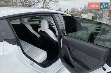 Седан Tesla Model 3 2022 в Одессе