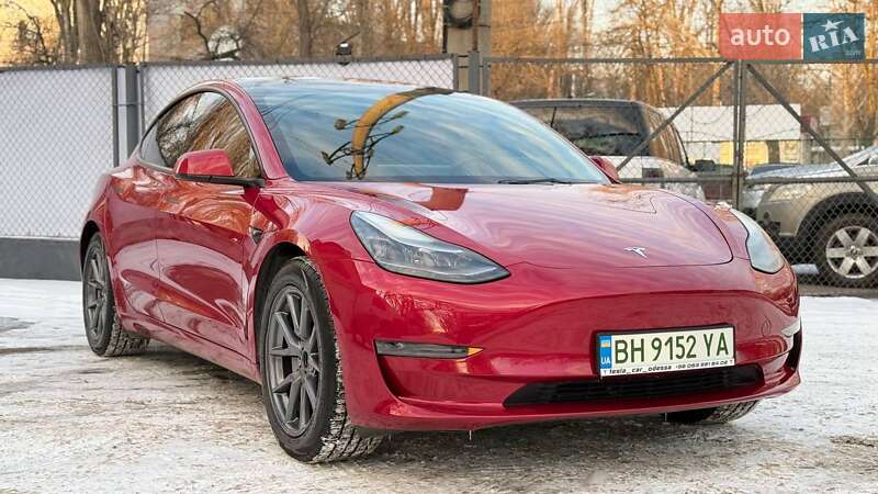 Седан Tesla Model 3 2022 в Одесі