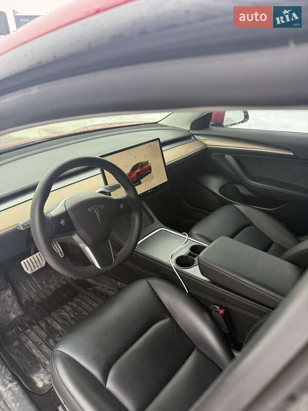 Седан Tesla Model 3 2022 в Тернополі