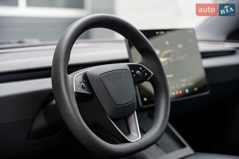 Седан Tesla Model 3 2025 в Києві фото 30 Седан Tesla Model 3 2025 в Києві