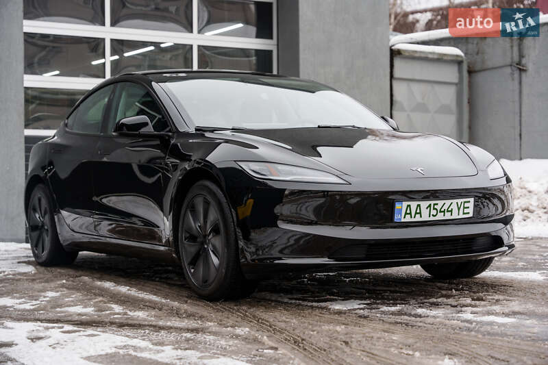 Седан Tesla Model 3 2025 в Києві фото Седан Tesla Model 3 2025 в Києві
