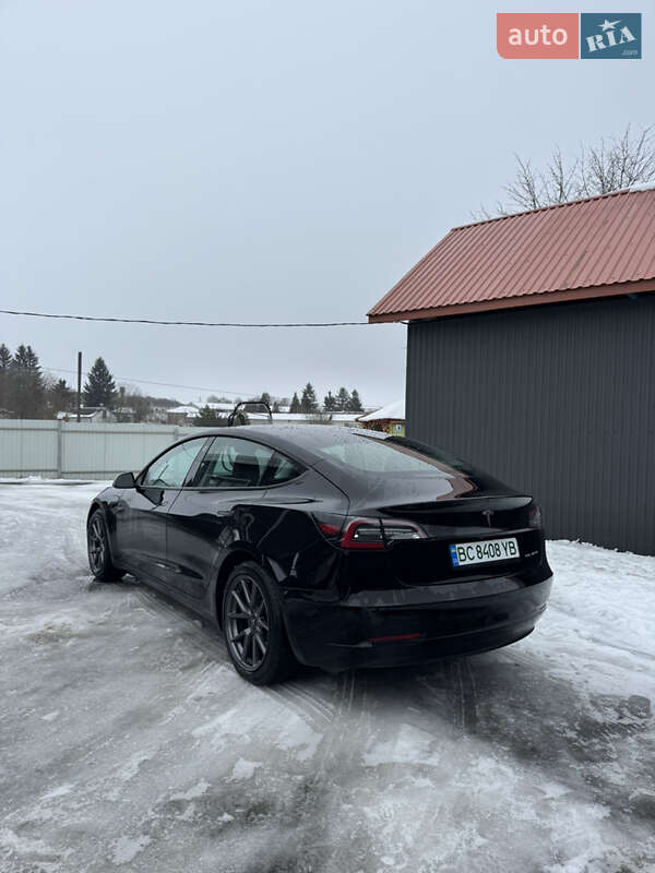 Седан Tesla Model 3 2021 в Винниках фото 4 Седан Tesla Model 3 2021 в Винниках