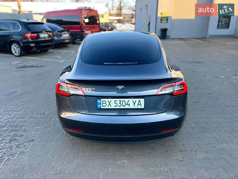 Седан Tesla Model 3 2019 в Луцьку