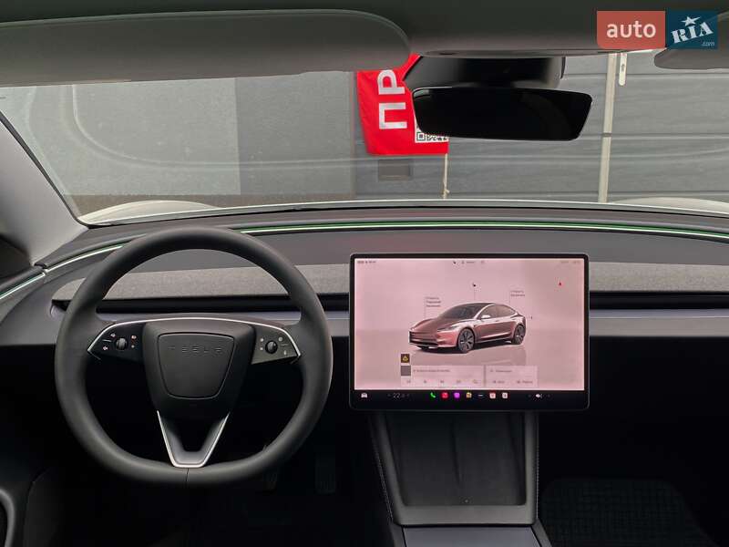Седан Tesla Model 3 2025 в Києві