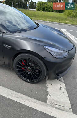 Седан Tesla Model 3 2019 в Хмельницком