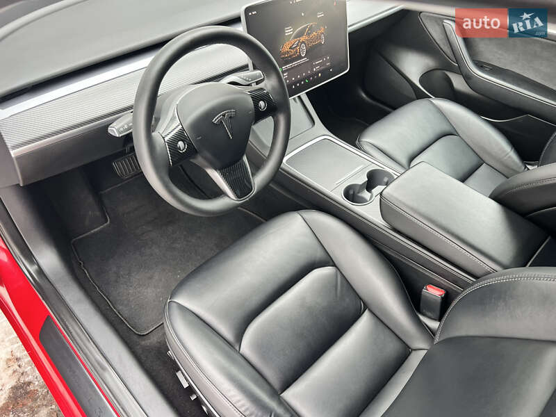 Седан Tesla Model 3 2022 в Львове фото 24 Седан Tesla Model 3 2022 в Львове