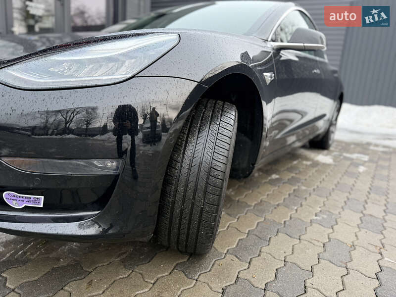 Седан Tesla Model 3 2019 в Черновцах фото 10 Седан Tesla Model 3 2019 в Черновцах