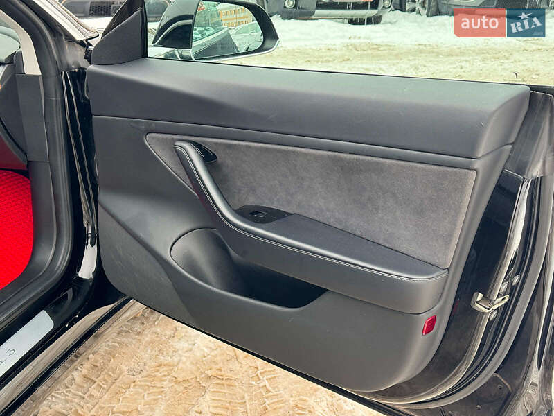 Седан Tesla Model 3 2018 в Вінниці фото 25 Седан Tesla Model 3 2018 в Вінниці