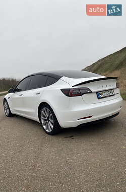 Седан Tesla Model 3 2019 в Одессе