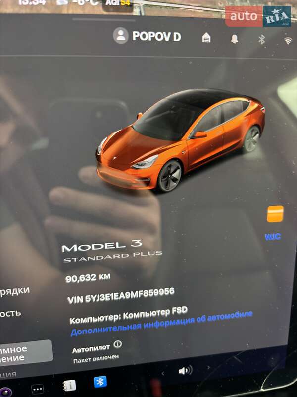 Седан Tesla Model 3 2021 в Киеве