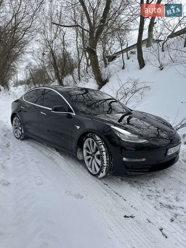 Седан Tesla Model 3 2019 в Луцьку фото 2 Седан Tesla Model 3 2019 в Луцьку