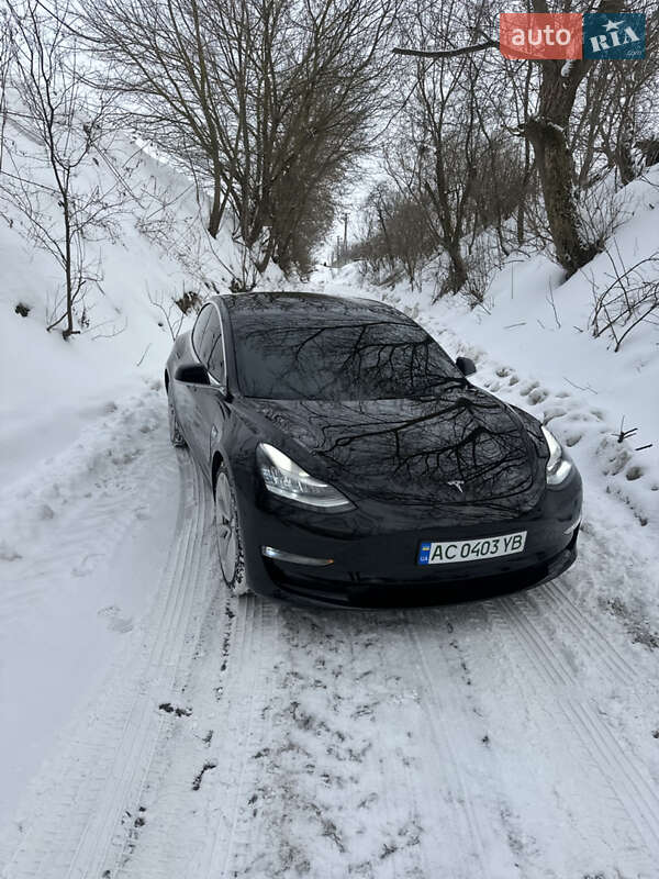 Седан Tesla Model 3 2019 в Луцьку фото 3 Седан Tesla Model 3 2019 в Луцьку