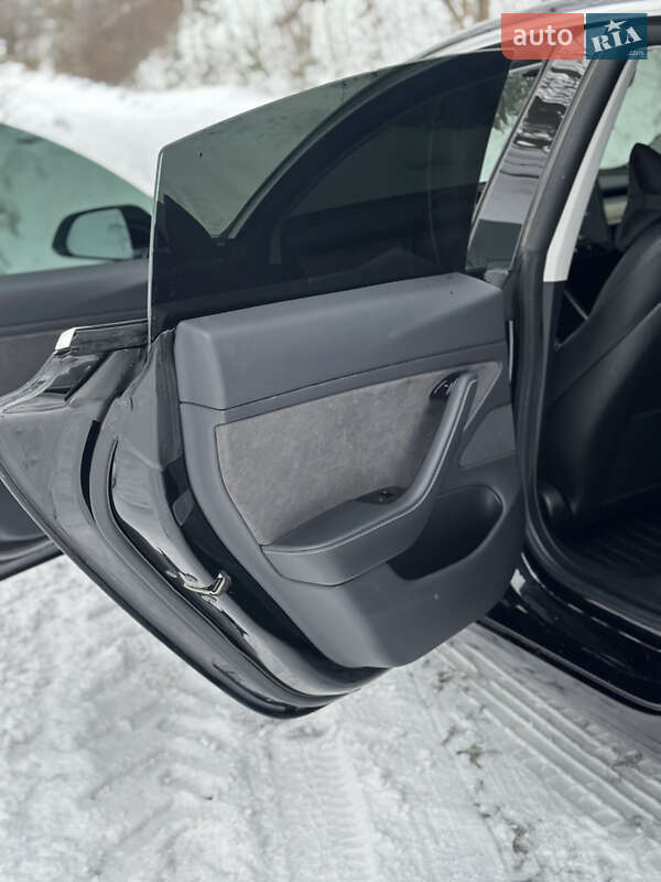 Седан Tesla Model 3 2019 в Луцьку фото 25 Седан Tesla Model 3 2019 в Луцьку