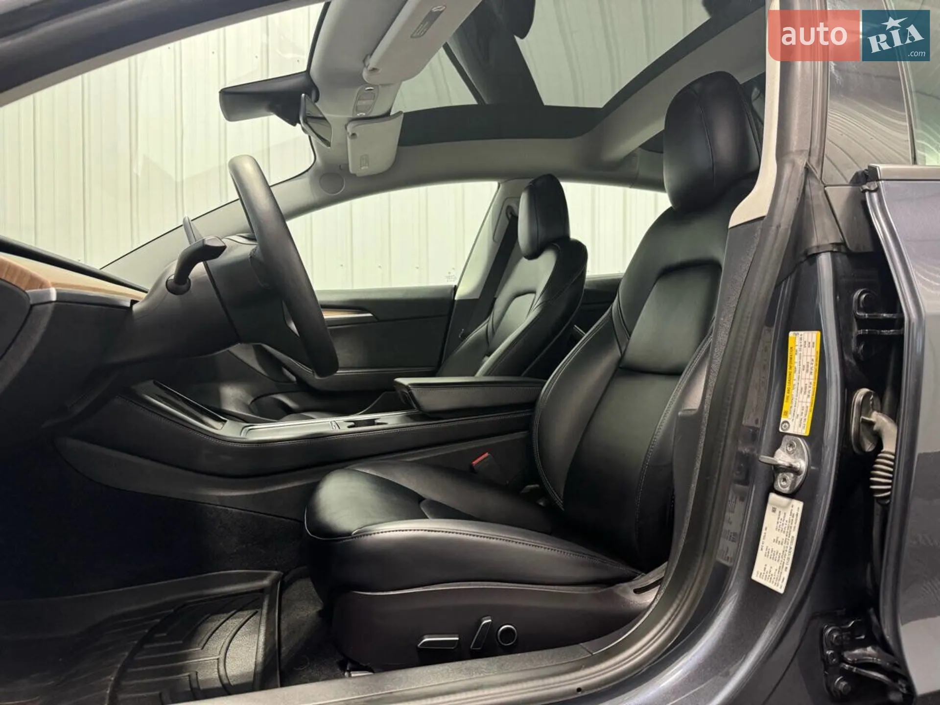 2021 Tesla Model 3 - мініатюра 17