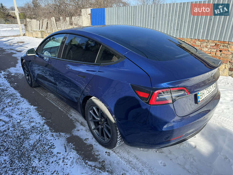 Седан Tesla Model 3 2021 в Одессе