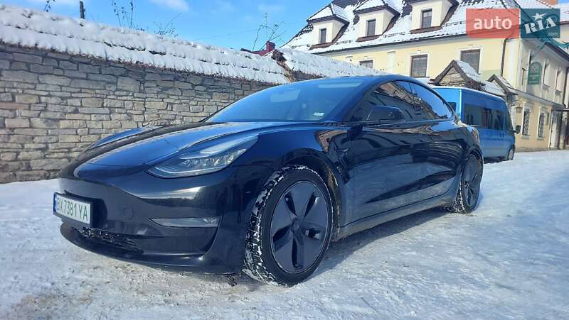 Tesla Model 3 2018