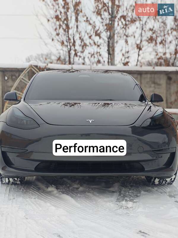 Tesla Model 3 2023