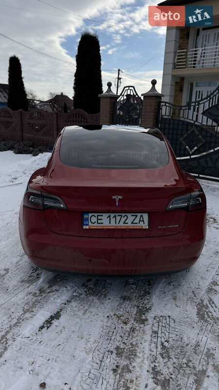 Седан Tesla Model 3 2018 в Новоселиці