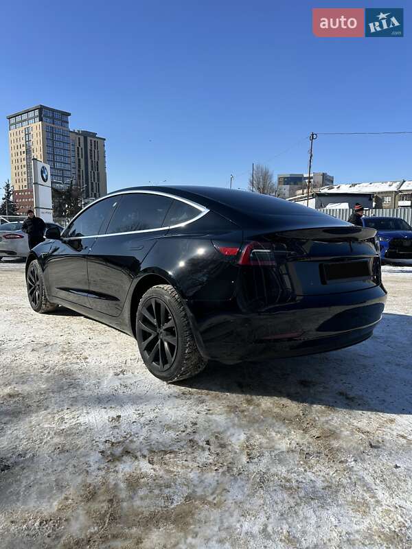 Седан Tesla Model 3 2020 в Харькове