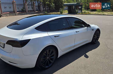 Седан Tesla Model 3 2020 в Кривому Розі
