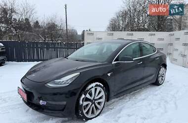Седан Tesla Model 3 2019 в Луцке