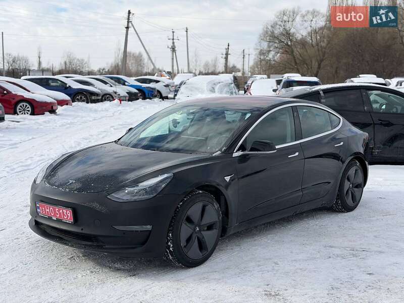 Tesla Model 3 2019