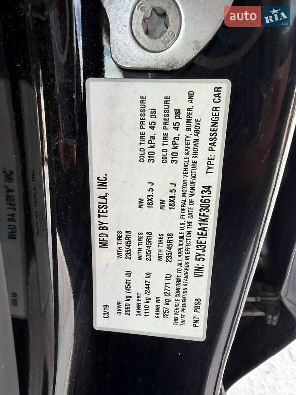 Седан Tesla Model 3 2019 в Луцке фото 9 Седан Tesla Model 3 2019 в Луцке