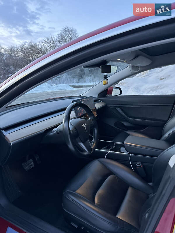 Седан Tesla Model 3 2019 в Тернополе фото 12 Седан Tesla Model 3 2019 в Тернополе